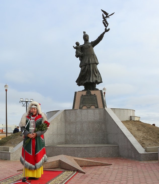 Поздравляем с ДНЁМ МАТЕРИ !